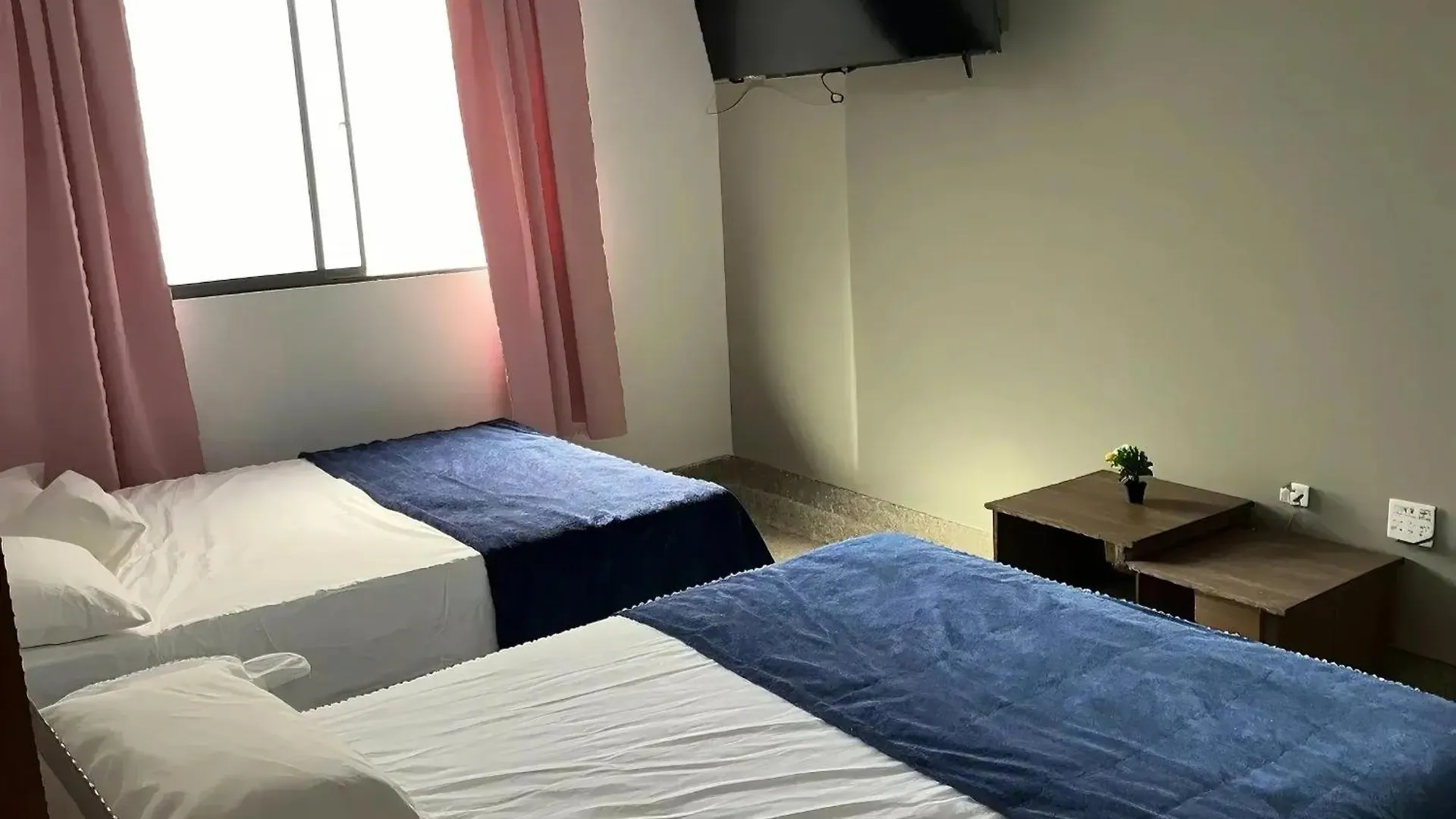 Aparta Suite Torre De Prado Penthouse Medellín Colombia